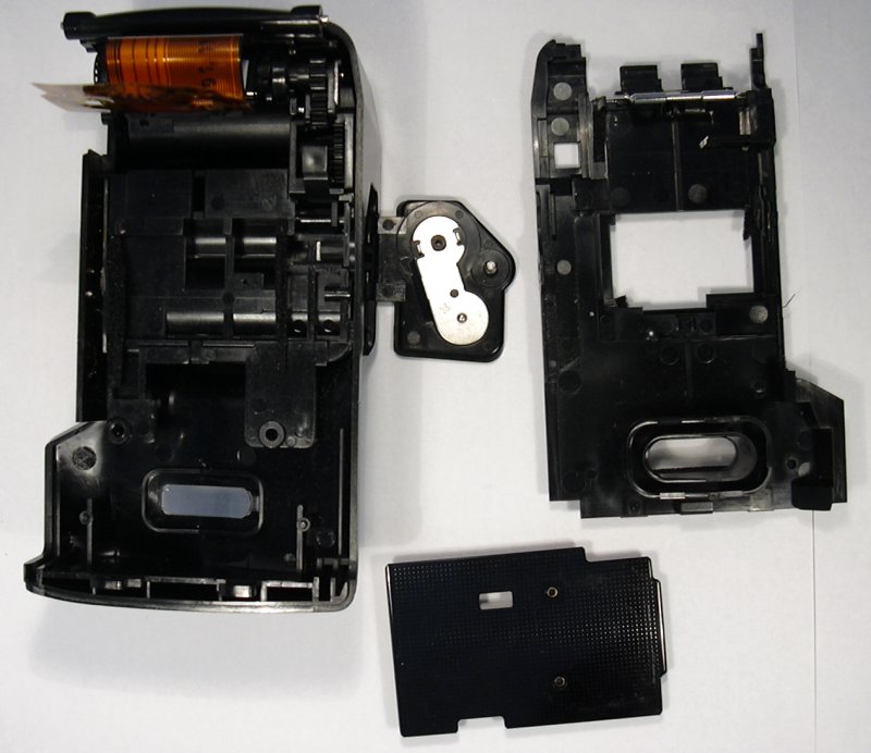 Démontage de la porte.